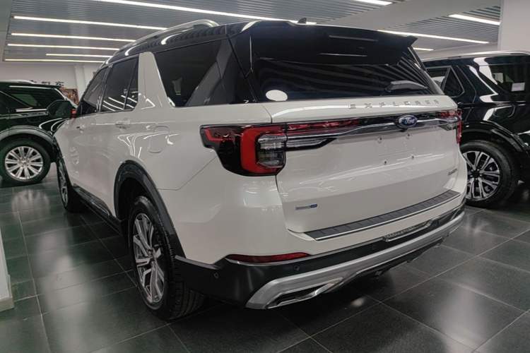 Used Ford Explorer 2023 EcoBoost 285 Four-Wheel Drive Titanium Edition 6 Seats Rear Left 45 Deg