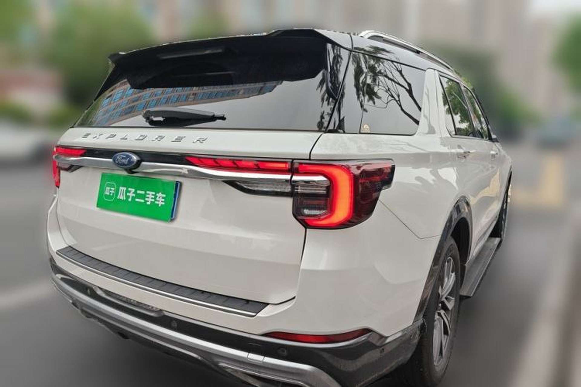 Used Ford Explorer 2023 EcoBoost 285 Four-Wheel Drive Titanium Edition 7-Seater Rear Right 45 Deg