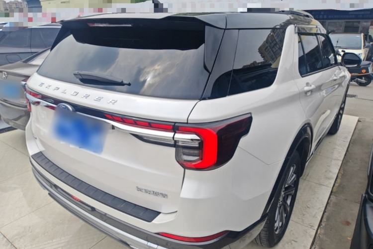 Used Ford Explorer 2023 EcoBoost 285 Four-Wheel Drive Stylish Plus Version 7 Seats Rear Right 45 Deg