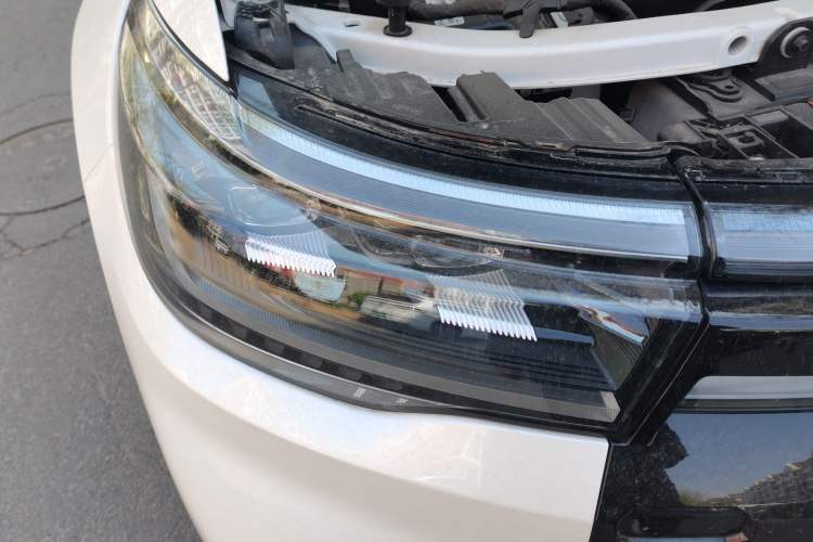 Used Ford Explorer 2023 EcoBoost 285 Kunlun Peak Edition 7-Seater Right Front Headlight