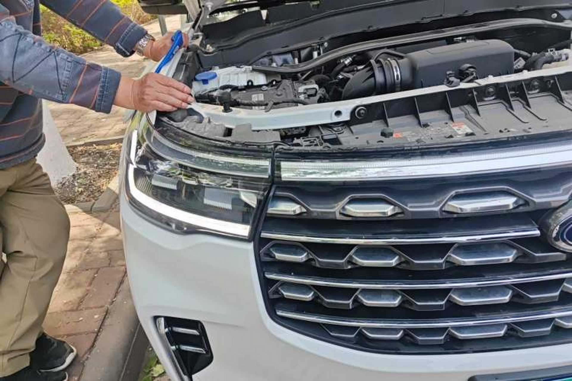 Used Ford Explorer 2023 EcoBoost 285 Rear-Drive Trend Edition 7-Seater Right Front Headlight