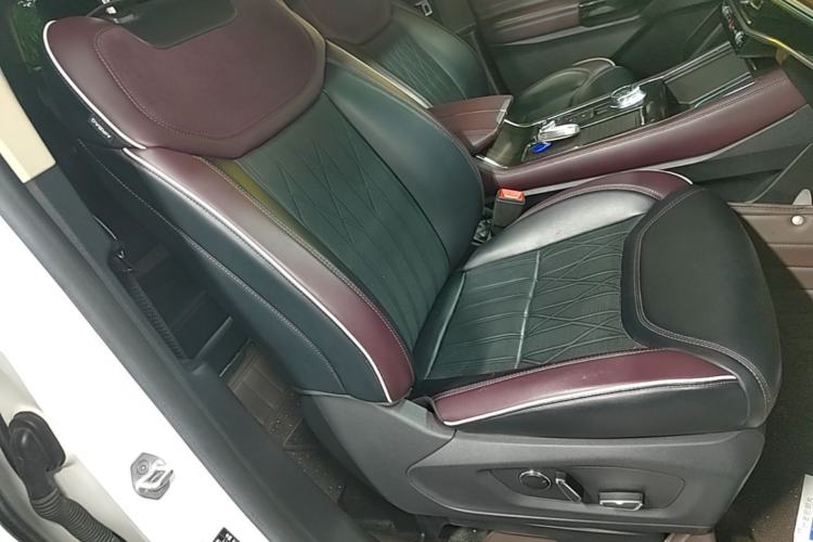 Used Ford Explorer 2023 EcoBoost 285 4x4 Trend Plus Edition 6 Seats Right Front Seat