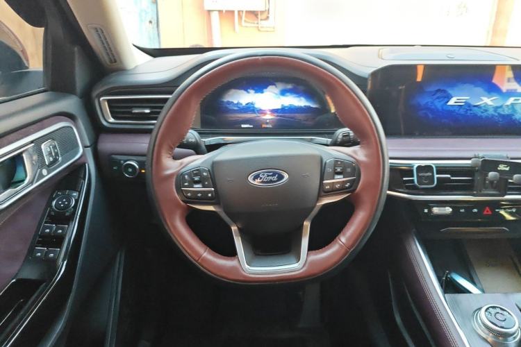 Used Ford Explorer 2023 EcoBoost 285 Four-Wheel Drive Titanium Edition 6 Seats Steering Wheel