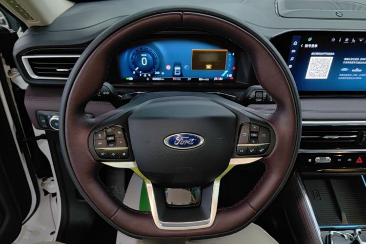 Used Ford Explorer 2023 EcoBoost 285 Four-Wheel Drive Titanium Edition 6 Seats Steering Wheel