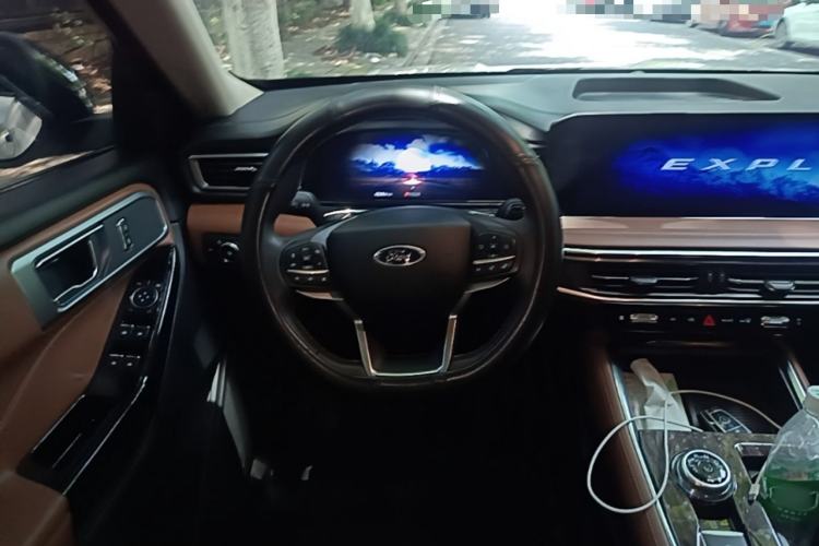 Used Ford Explorer 2023 EcoBoost 285 4x4 Trend Plus Edition 6 Seats Steering Wheel