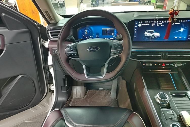 Used Ford Explorer 2023 EcoBoost 285 4x4 Trend Plus Edition 6 Seats Steering Wheel
