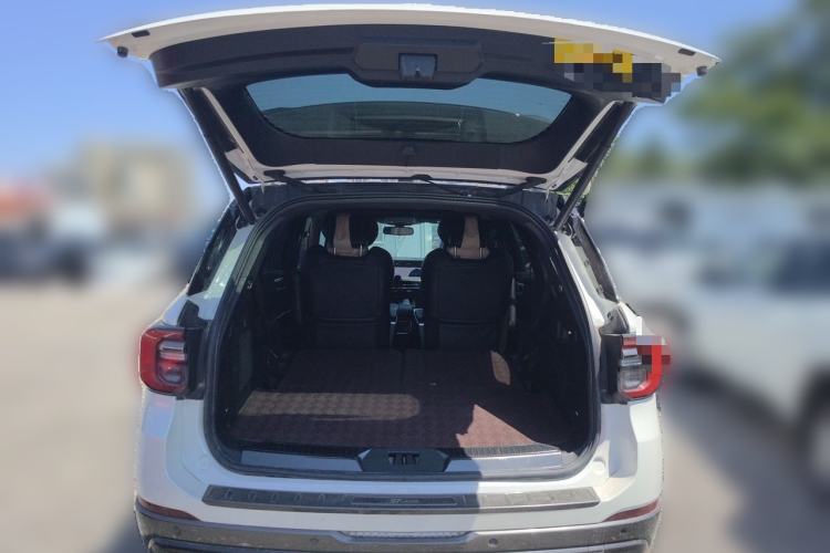 Used Ford Explorer 2023 EcoBoost 285 4x4 ST-LINE 7-Seater Trunk