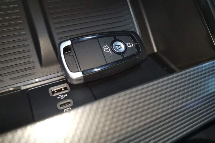 Used Ford Explorer 2023 EcoBoost 285 4x4 ST-LINE 7-Seater Vehicle Key