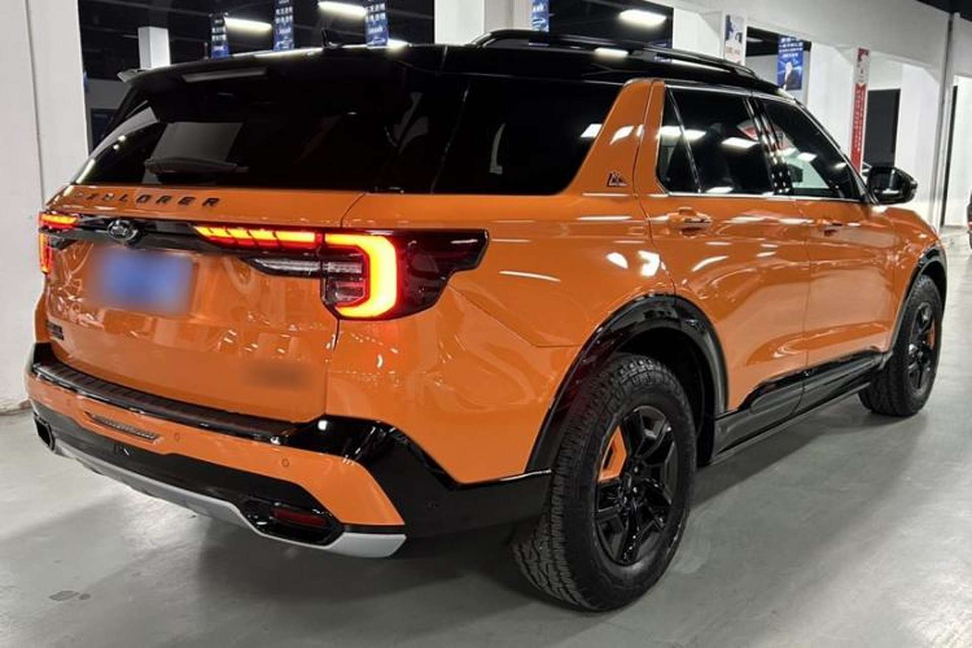 Used Ford Explorer 2023 EcoBoost 285 Kunlun Peak Edition 7-Seater Exterior 4