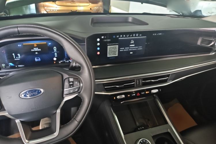 Used Ford Explorer 2024 2.3T EcoBoost All-Wheel Drive Stylish Plus Version 7 Seats Center Console
