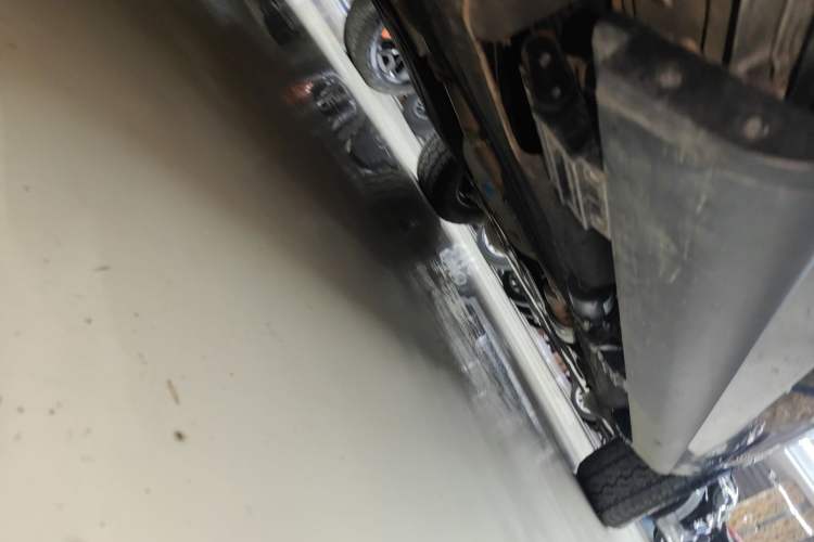 Used Ford Explorer 2024 2.3T EcoBoost Kunlun Peak Edition 7-Seater Chassis Rear Right