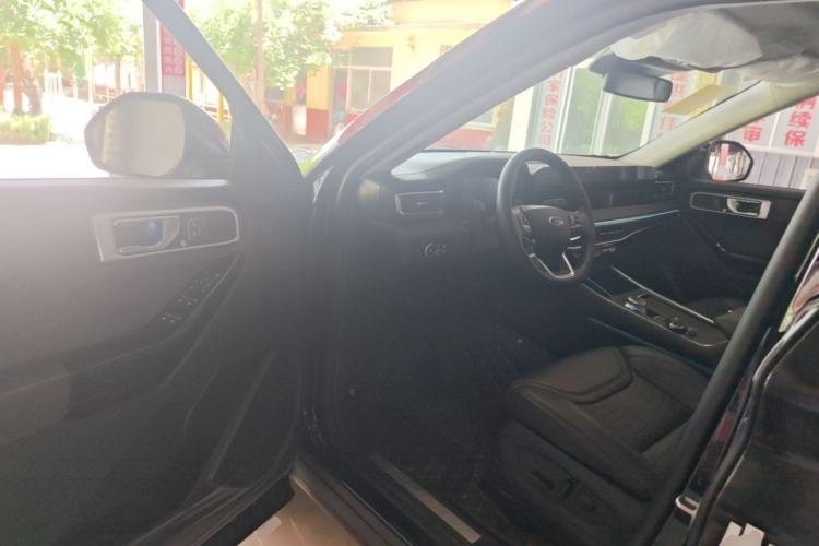 Used Ford Explorer 2024 2.3T EcoBoost Four-Wheel Drive Titanium Edition 6 Seats Driver Seat