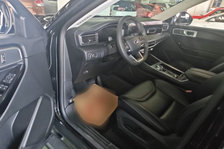 Used Ford Explorer 2024 2.3T EcoBoost All-Wheel Drive Stylish Plus Version 7 Seats Driver Seat