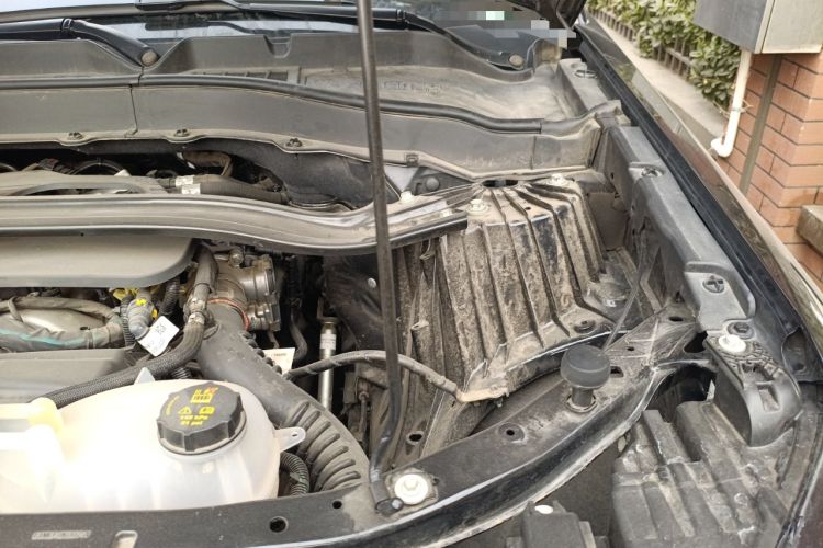 Used Ford Explorer 2024 2.3T EcoBoost Four-Wheel Drive Titanium Edition 6 Seats Engine Bay Left