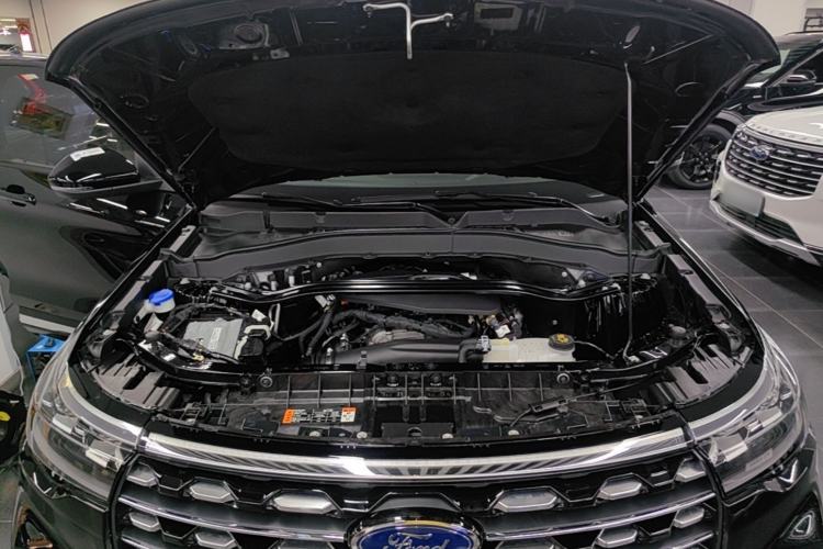 Used Ford Explorer 2024 2.3T EcoBoost Four-Wheel Drive Fashion Plus Edition 6 Seats Engine Bay
