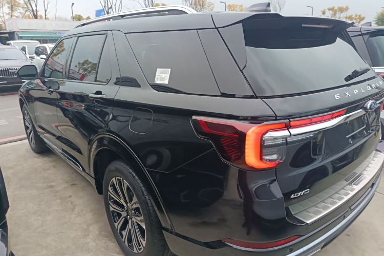 Used Ford Explorer 2024 2.3T EcoBoost Four-Wheel Drive Titanium Edition 6 Seats Exterior 3