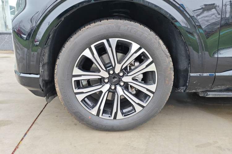 Used Ford Explorer 2024 2.3T EcoBoost Four-Wheel Drive Titanium Edition 7 Seats Exterior 4