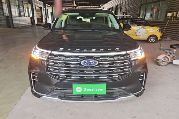Used Ford Explorer 2024 2.3T EcoBoost Four-Wheel Drive Titanium Edition 6 Seats Front