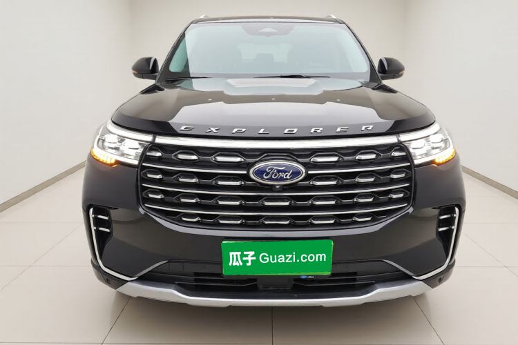 Used Ford Explorer 2024 2.3T EcoBoost Four-Wheel Drive Titanium Edition 7 Seats Front