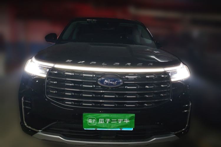 Used Ford Explorer 2024 2.3T EcoBoost Four-Wheel Drive Titanium Edition 7 Seats Front