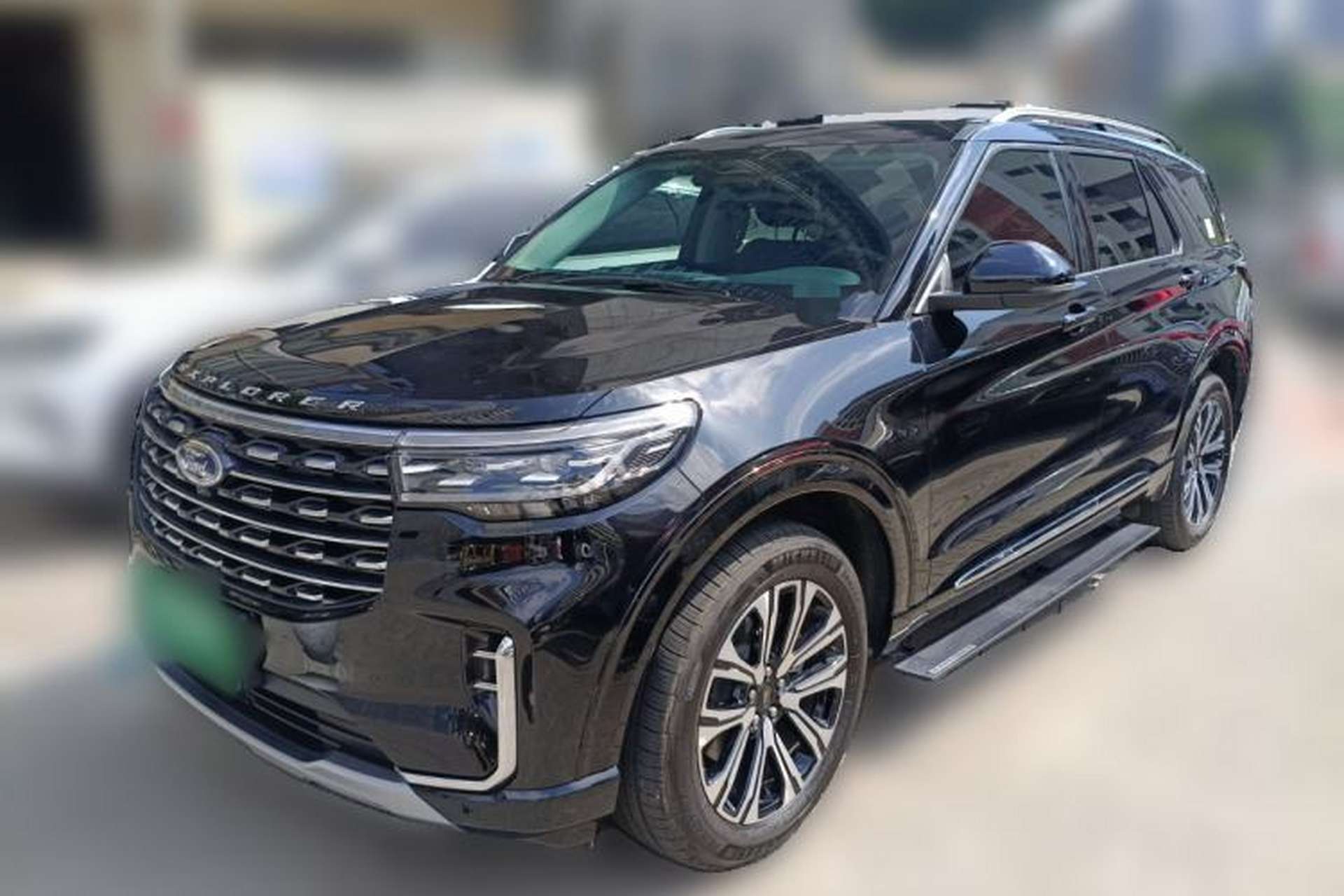 Used Ford Explorer 2024 2.3T EcoBoost Four-Wheel Drive Titanium Edition 7 Seats Front Left 45 Deg
