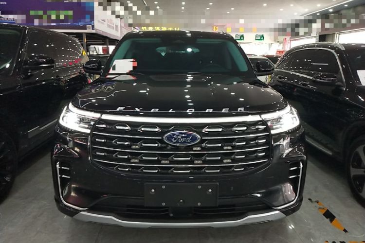 Used Ford Explorer 2024 2.3T EcoBoost Four-Wheel Drive Titanium Edition 6 Seats Front