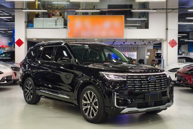 Used Ford Explorer 2024 2.3T EcoBoost Four-Wheel Drive Titanium Edition 7 Seats Front Right 45 Deg