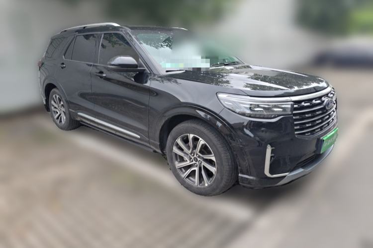 Used Ford Explorer 2024 2.3T EcoBoost All-Wheel Drive Stylish Plus Version 7 Seats Front Right 45 Deg