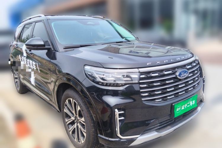 Used Ford Explorer 2024 2.3T EcoBoost Four-Wheel Drive Titanium Edition 6 Seats Front Right 45 Deg