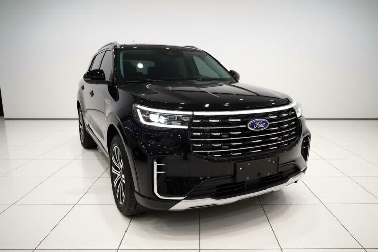 Used Ford Explorer 2024 2.3T EcoBoost Four-Wheel Drive Titanium Edition 6 Seats Front Right 45 Deg