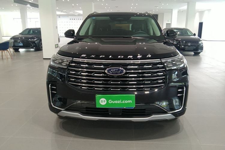 Used Ford Explorer 2024 2.3T EcoBoost Four-Wheel Drive Titanium Edition 6 Seats Front