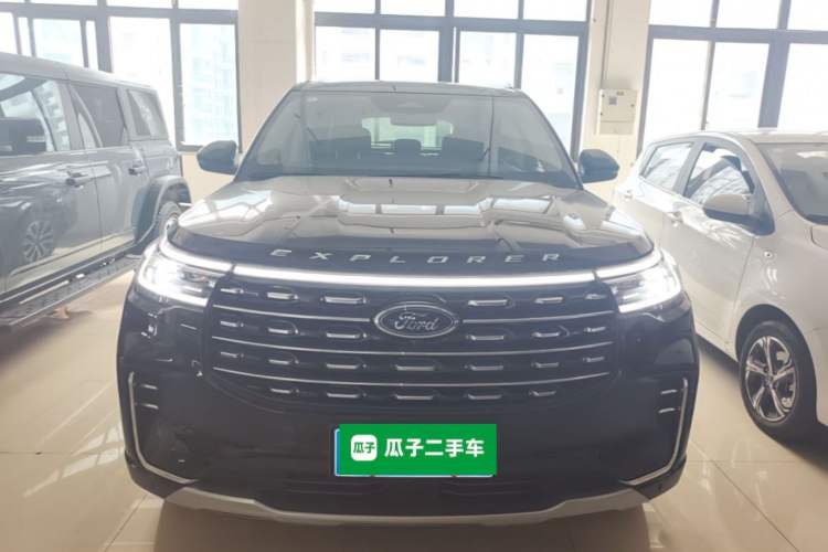 Used Ford Explorer 2024 2.3T EcoBoost Four-Wheel Drive Titanium Edition 7 Seats Front