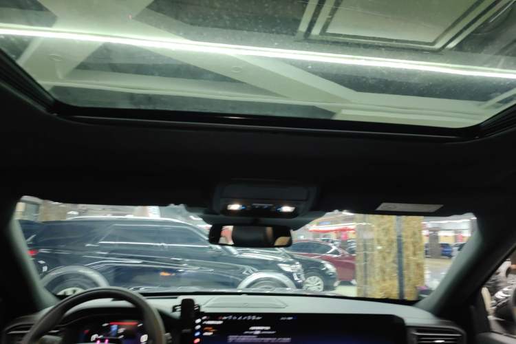 Used Ford Explorer 2024 2.3T EcoBoost Kunlun Peak Edition 7-Seater Headliner