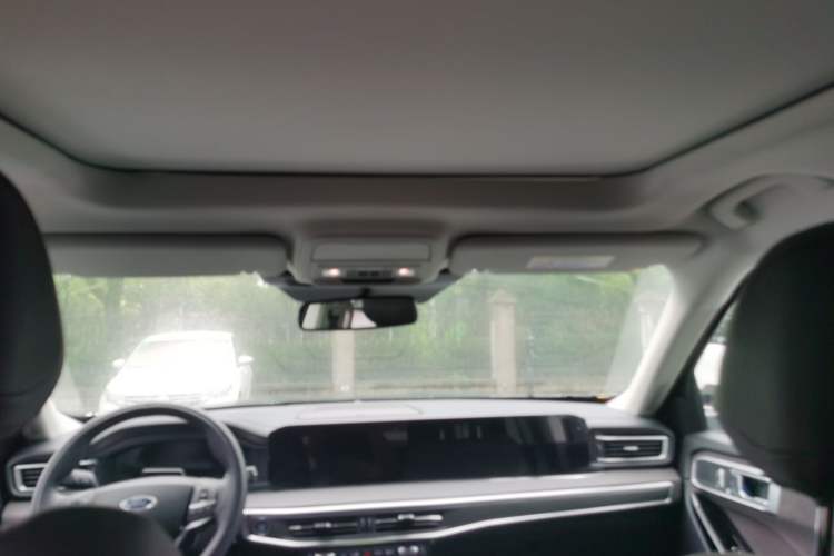 Used Ford Explorer 2024 2.3T EcoBoost Four-Wheel Drive Titanium Edition 7 Seats Headliner