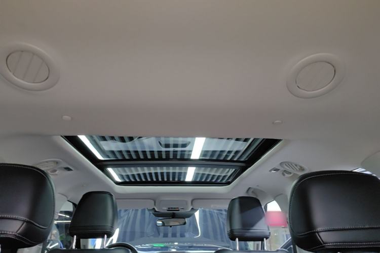 Used Ford Explorer 2024 2.3T EcoBoost Four-Wheel Drive Fashion Plus Edition 6 Seats Headliner