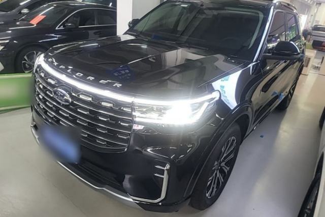 Used Ford Explorer 2024 2.3T EcoBoost Four-Wheel Drive Titanium Edition 7 Seats