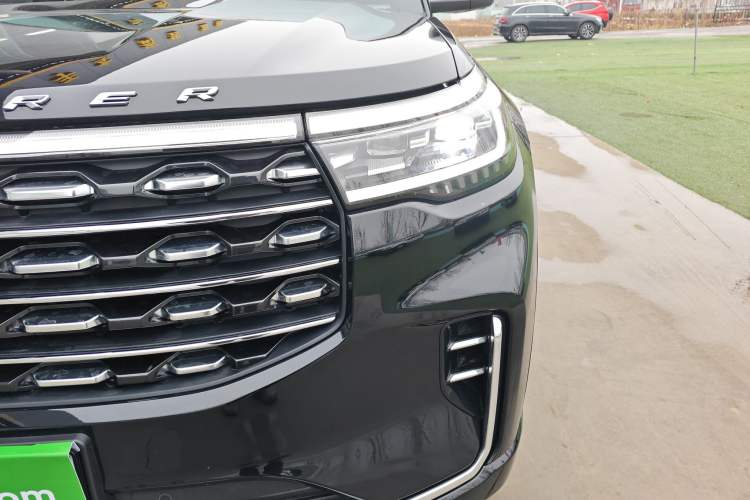 Used Ford Explorer 2024 2.3T EcoBoost Four-Wheel Drive Titanium Edition 7 Seats Left Front Headlight