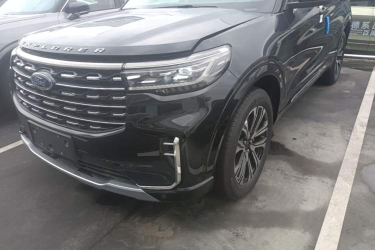 Used Ford Explorer 2024 2.3T EcoBoost Four-Wheel Drive Titanium Edition 6 Seats Left Front Headlight