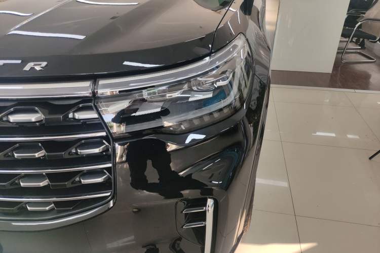 Used Ford Explorer 2024 2.3T EcoBoost Four-Wheel Drive Titanium Edition 6 Seats Left Front Headlight