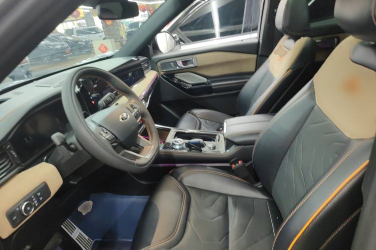 Used Ford Explorer 2024 2.3T EcoBoost Kunlun Peak Edition 7-Seater Left Front Seat
