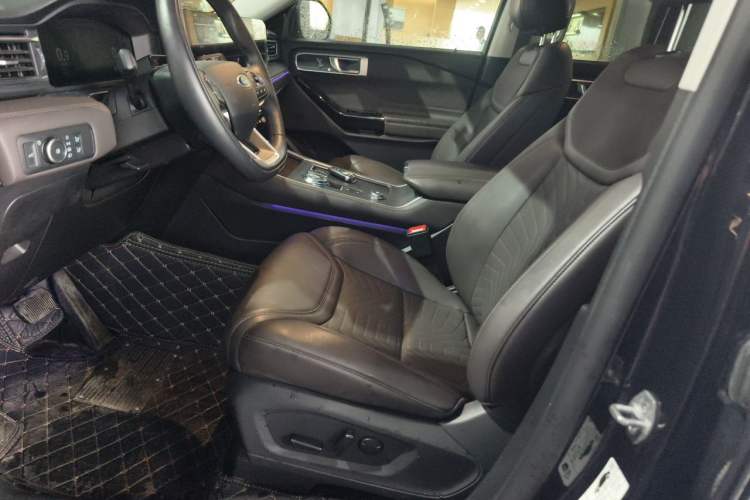 Used Ford Explorer 2024 2.3T EcoBoost Four-Wheel Drive Titanium Edition 7 Seats Left Front Seat