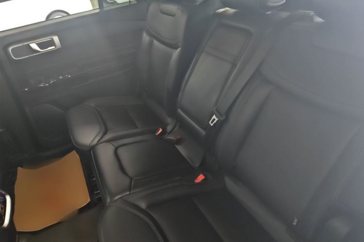 Used Ford Explorer 2024 2.3T EcoBoost All-Wheel Drive Stylish Plus Version 7 Seats Left Rear Seat