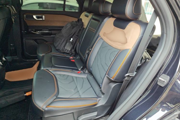 Used Ford Explorer 2024 2.3T EcoBoost Kunlun Peak Edition 7-Seater Left Rear Seat