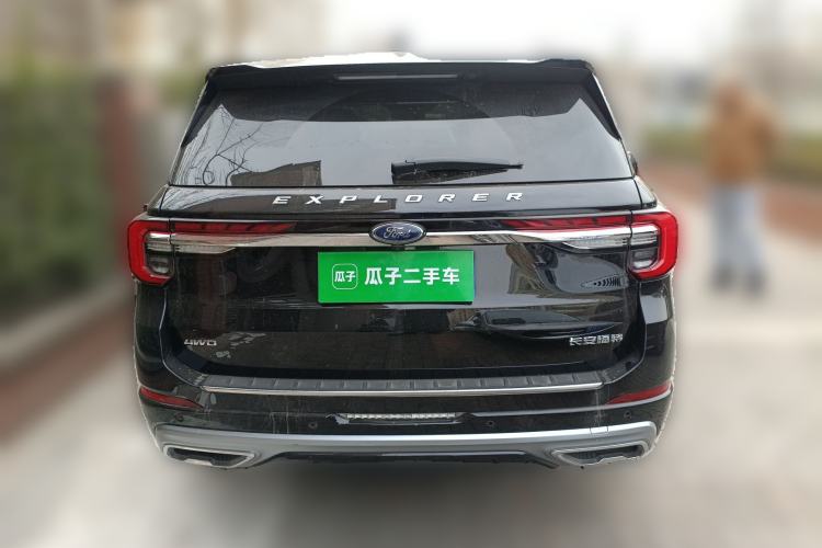 Used Ford Explorer 2024 2.3T EcoBoost Four-Wheel Drive Titanium Edition 6 Seats Rear
