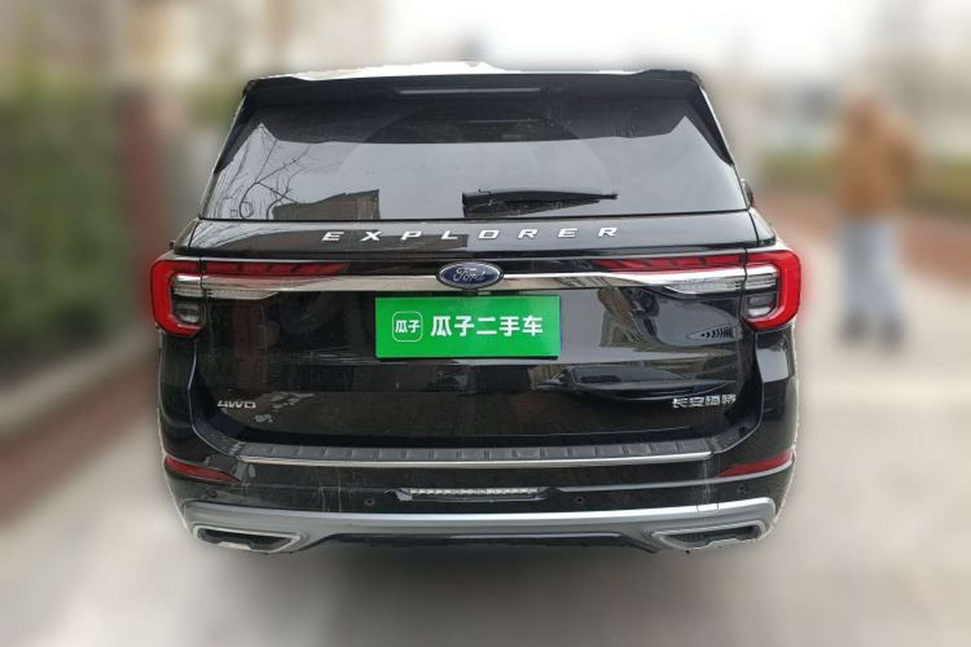 Used Ford Explorer 2024 2.3T EcoBoost Four-Wheel Drive Titanium Edition 6 Seats Rear