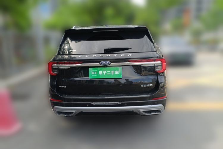 Used Ford Explorer 2024 2.3T EcoBoost Four-Wheel Drive Titanium Edition 7 Seats Rear