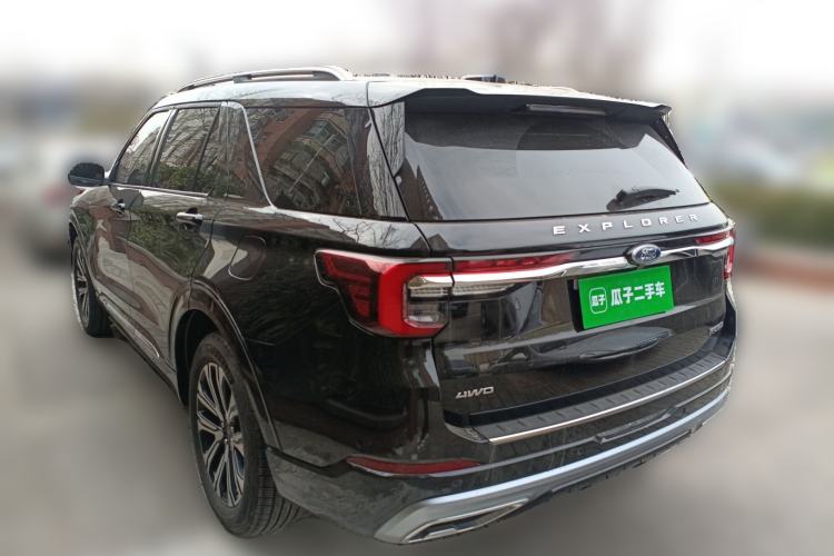 Used Ford Explorer 2024 2.3T EcoBoost Four-Wheel Drive Titanium Edition 6 Seats Rear Left 45 Deg