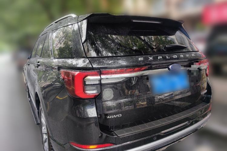 Used Ford Explorer 2024 2.3T EcoBoost Rear-Drive Trend Edition 6-Seater Rear Left 45 Deg