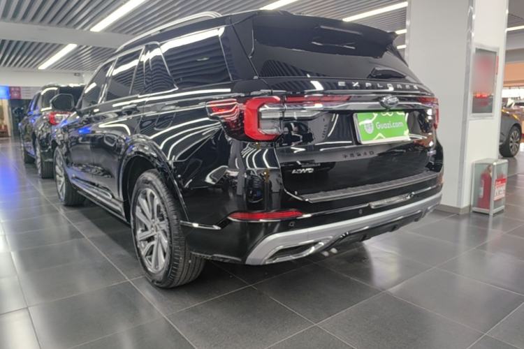 Used Ford Explorer 2024 2.3T EcoBoost All-Wheel Drive Stylish Plus Version 7 Seats Rear Left 45 Deg