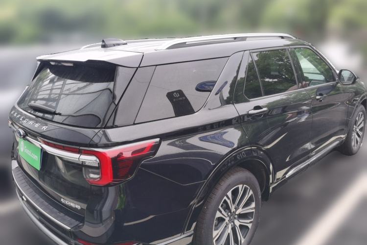 Used Ford Explorer 2024 2.3T EcoBoost Four-Wheel Drive Titanium Edition 7 Seats Rear Right 45 Deg
